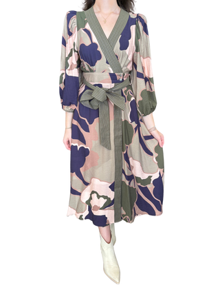 Printed long balloon sleeve midi dress with a V-neck and contrast stripe trim detail