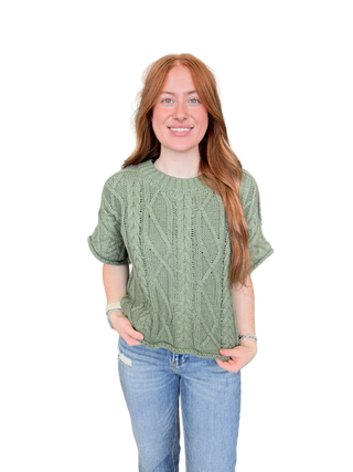Round Neck Short Sleeve Knit Sweater Top