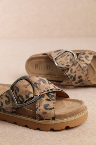 "Gianna" Leopard Print Platform Slide