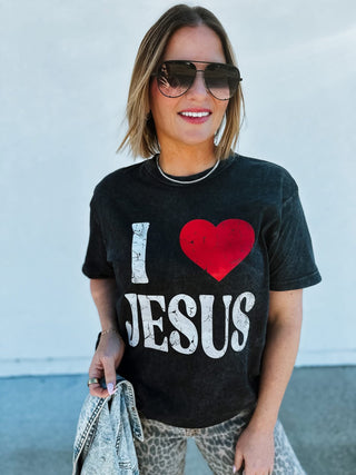 I love Jesus Vintage Graphic T-Shirt