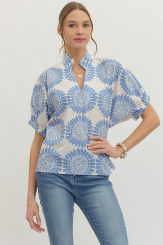 Geometric medallion motif print short sleeve top