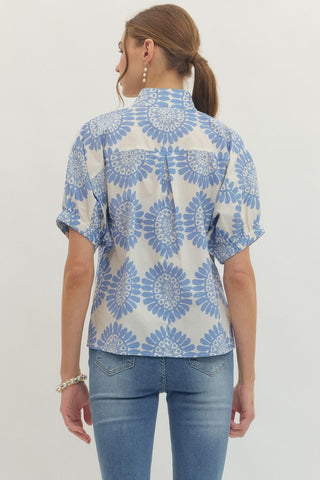 Geometric medallion motif print short sleeve top