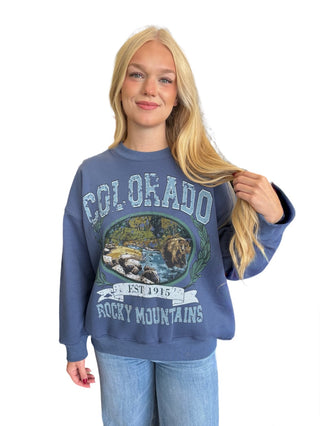 "Colorado" Graphic Long Sleeve Crew Neck Oversized Sweatshirt