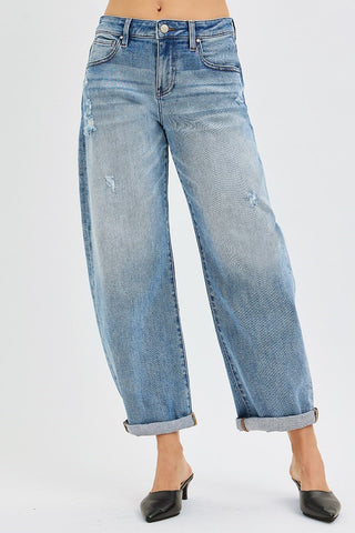 SLOUCHY ANKLE LENGTH BARREL JEANS WITH CUFFS