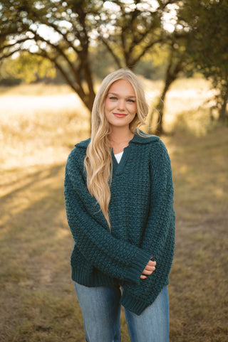 COLLARED BOXY SWEATER